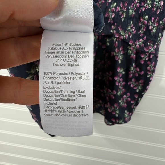 J.Crew women’s navy Twilight Berry satin smocked peplum tank top. Size XL. NWT. - Picture 7 of 8